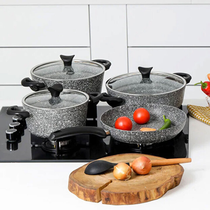 Taç 15 Parça Avantajlı Çelik Çeyiz Seti Taç 15 Parça Avantajlı Çelik Çeyiz Seti