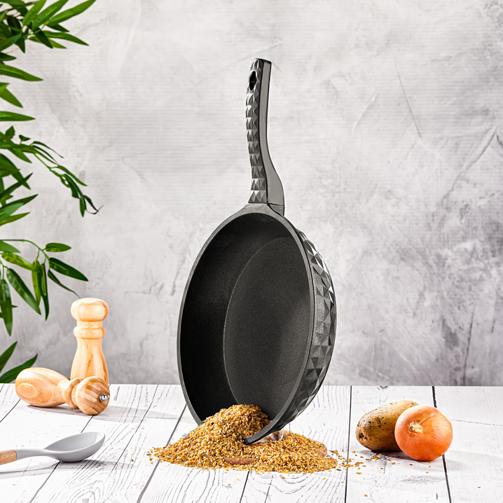 Taç Bella Döküm Tava 26 Cm Siyah